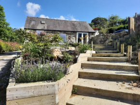 Ty Carreg Bach
